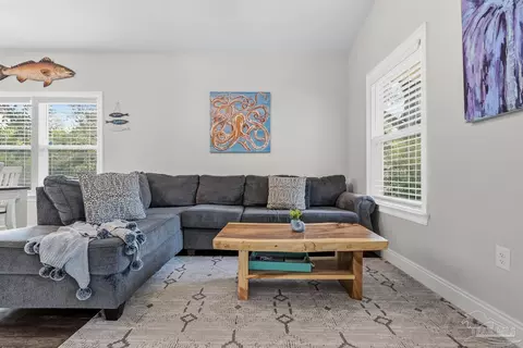 Living - 4336 Melton Rd, Milton, FL 32583 photo 3 of 3