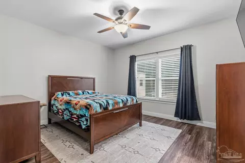 Bedroom - 4336 Melton Rd, Milton, FL 32583 photo 1 of 5