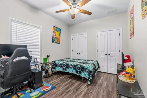 Bedroom - 4336 Melton Rd, Milton, FL 32583 photo 5 of 5