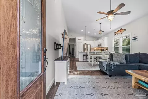 Entry Way - 4336 Melton Rd, Milton, FL 32583 photo 1 of 2