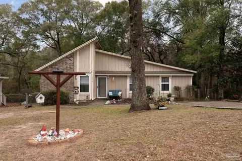 7706 Deborah Dr, Pensacola, FL 32514
