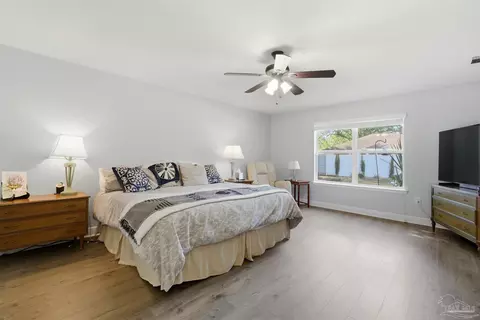 Bedroom - 5484 Covered Bridge Ln, Pace, FL 32571 photo 2 of 6