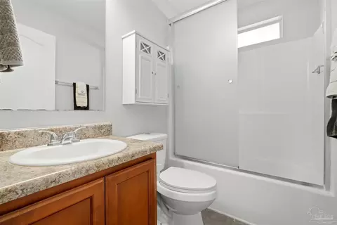 Bath - 5484 Covered Bridge Ln, Pace, FL 32571 photo 2 of 2