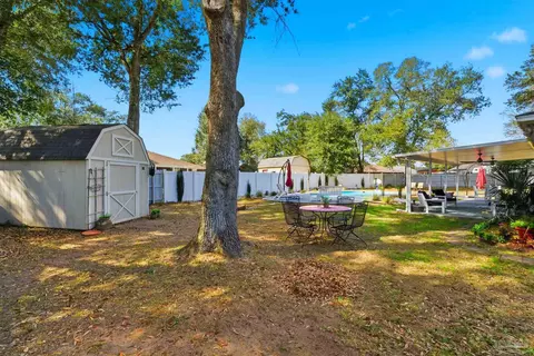 Exterior - 5484 Covered Bridge Ln, Pace, FL 32571 photo 11 of 11