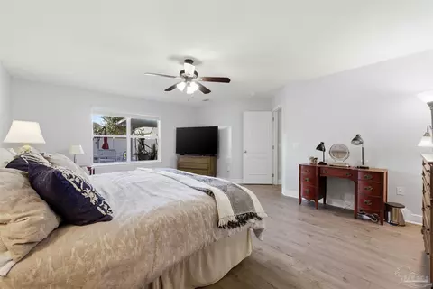 Bedroom - 5484 Covered Bridge Ln, Pace, FL 32571 photo 3 of 6