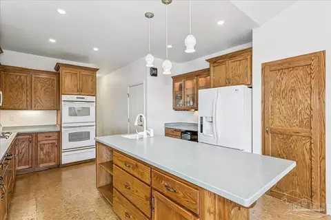 Kitchen - 2624 San Antonio Dr, Milton, FL 32583 photo 3 of 3