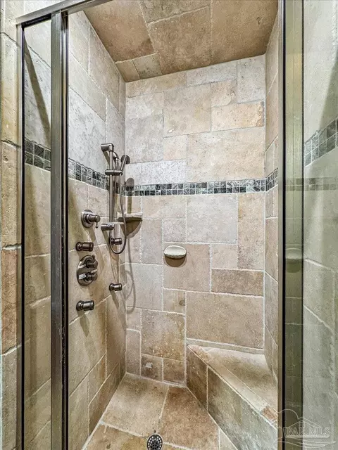 Bath - 2624 San Antonio Dr, Milton, FL 32583 photo 6 of 7