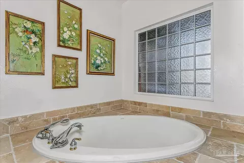 Bath - 2624 San Antonio Dr, Milton, FL 32583 photo 2 of 7