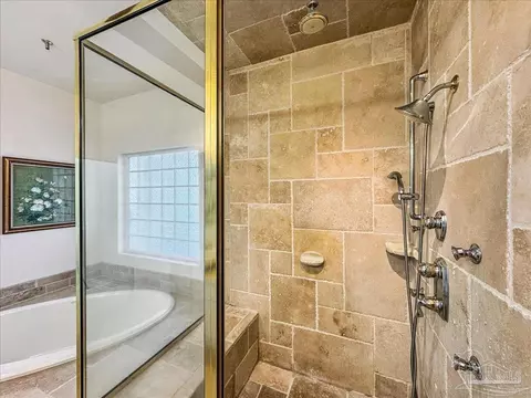 Bath - 2624 San Antonio Dr, Milton, FL 32583 photo 4 of 7