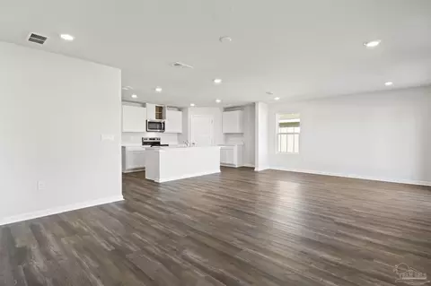 Living - 9731 Dutton Ln, Milton, FL 32583 photo 3 of 3
