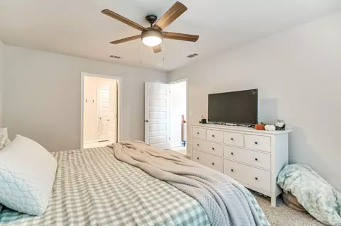Bedroom - 4385 White Birch Ct, Pace, FL 32571 photo 10 of 12