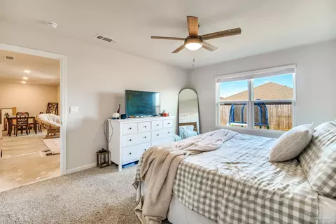 Bedroom - 4385 White Birch Ct, Pace, FL 32571 photo 9 of 12