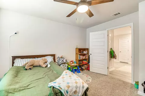Bedroom - 4385 White Birch Ct, Pace, FL 32571 photo 6 of 12