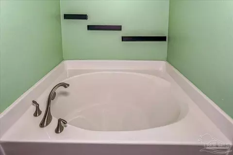 Bath - 897 Jacobs Way, Cantonment, FL 32533 photo 3 of 7