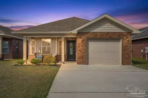 5797 Corkscrew Ct, Pace, FL 32571