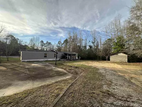 222 Vann Cir, Laurel Hill, FL 32567