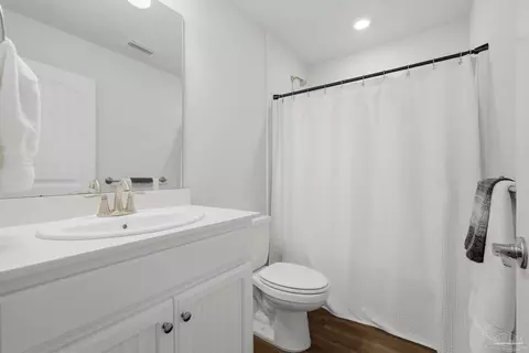 Bath - 6499 Benelli Dr, Milton, FL 32570 photo 2 of 2