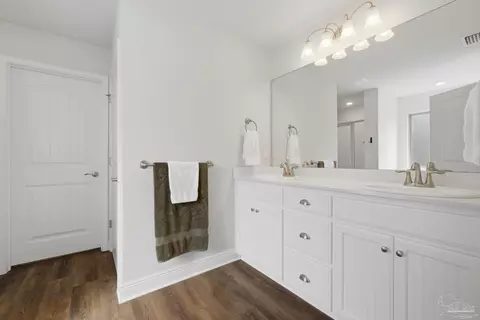 Bath - 6499 Benelli Dr, Milton, FL 32570 photo 1 of 2