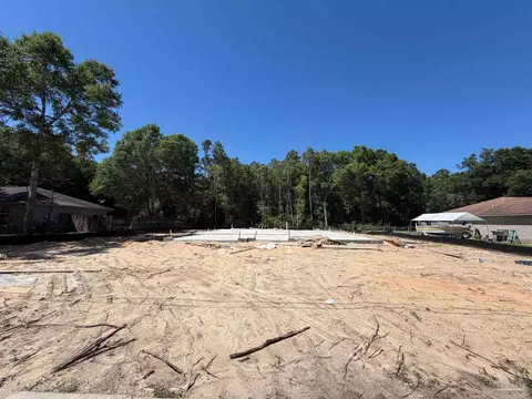 7758 Rustling Pines Dr, Milton, FL 32583 photo 2
