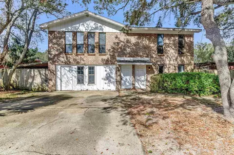 2763 Villa Woods Cir, Gulf Breeze, FL 32563