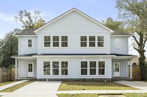 1913 W 1915 W Chase St, Pensacola, FL 32502