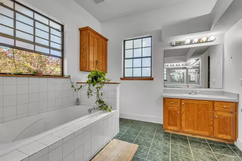 Bath - 5045 Serry Ln, Pace, FL 32571 photo 3 of 7