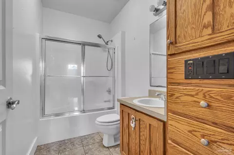 Bath - 5045 Serry Ln, Pace, FL 32571 photo 4 of 7