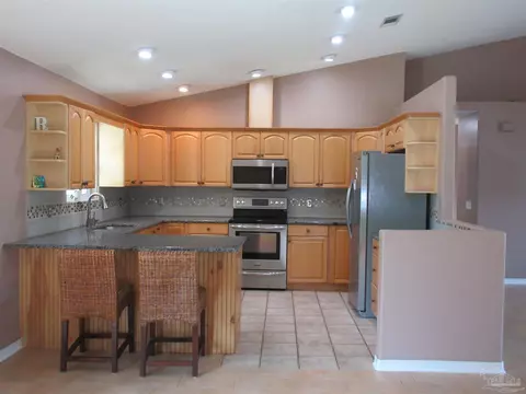 Kitchen - 5717 Loring Dr, Milton, FL 32583 photo 3 of 11