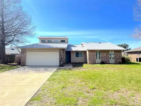 3585 Riddick Dr, Pensacola, FL 32504