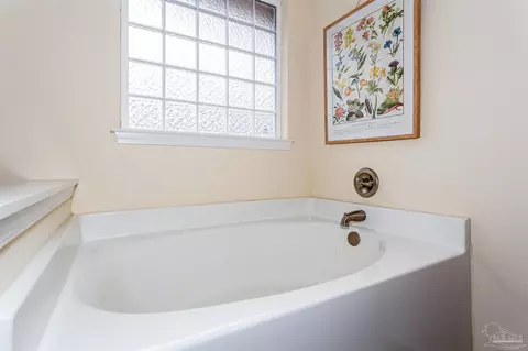 Bath - 5933 Dunridge Dr, Pace, FL 32571 photo 2 of 4