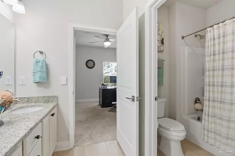 Entry Way - 2677 Tulip Hill Rd, Pace, FL 32571 photo 3 of 3