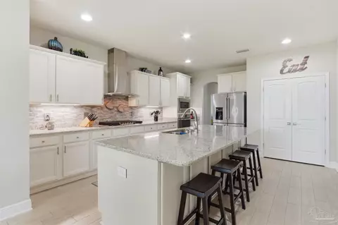 Kitchen - 2677 Tulip Hill Rd, Pace, FL 32571 photo 5 of 6
