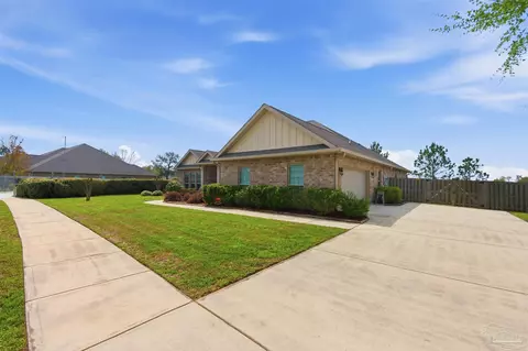 Exterior - 2677 Tulip Hill Rd, Pace, FL 32571 photo 2 of 5