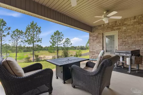 Exterior - 2677 Tulip Hill Rd, Pace, FL 32571 photo 3 of 5
