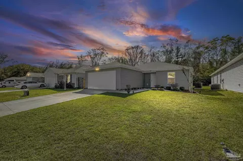 7821 Maxton Rd, Pensacola, FL 32514