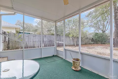Exterior - 6544 Eagle Crest Dr, Milton, FL 32570 photo 10 of 20
