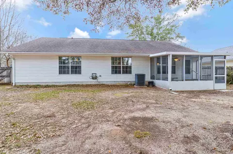 Exterior - 6544 Eagle Crest Dr, Milton, FL 32570 photo 5 of 20