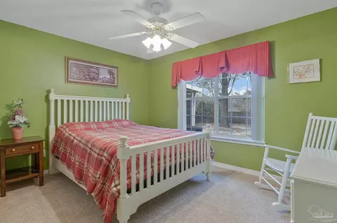 Bedroom - 6544 Eagle Crest Dr, Milton, FL 32570 photo 5 of 7