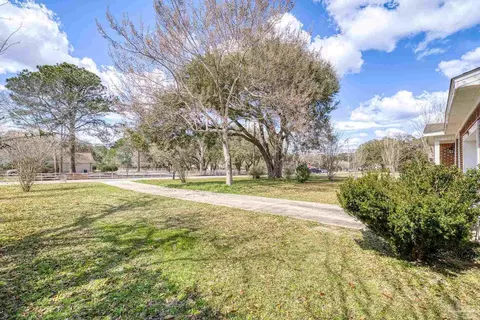 Exterior - 3844 Stefani Rd, Cantonment, FL 32533 photo 15 of 26