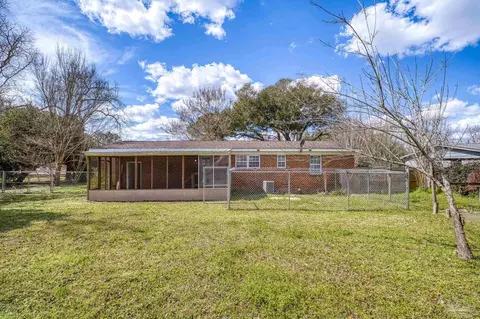 Exterior - 3844 Stefani Rd, Cantonment, FL 32533 photo 20 of 26