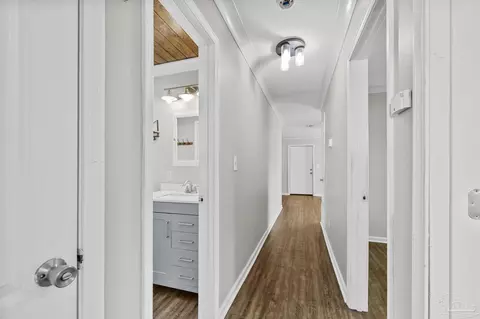 Entry Way - 3844 Stefani Rd, Cantonment, FL 32533 photo 5 of 6