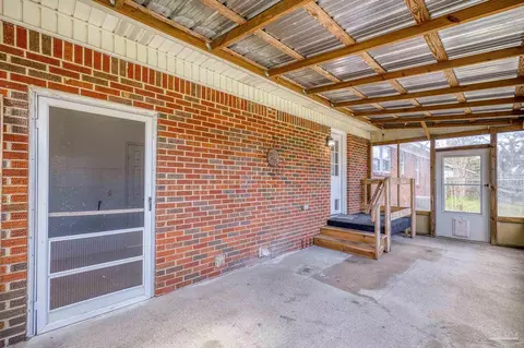 Exterior - 3844 Stefani Rd, Cantonment, FL 32533 photo 4 of 26