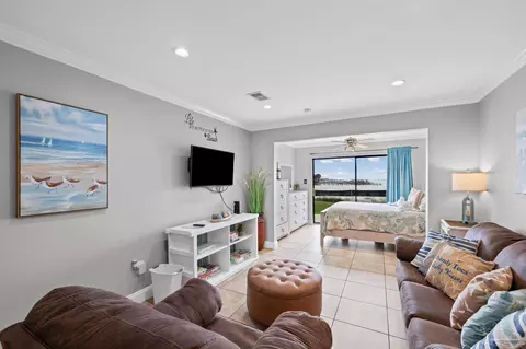 7453 Sunset Harbor Dr #2-109, Navarre Beach, FL 32566