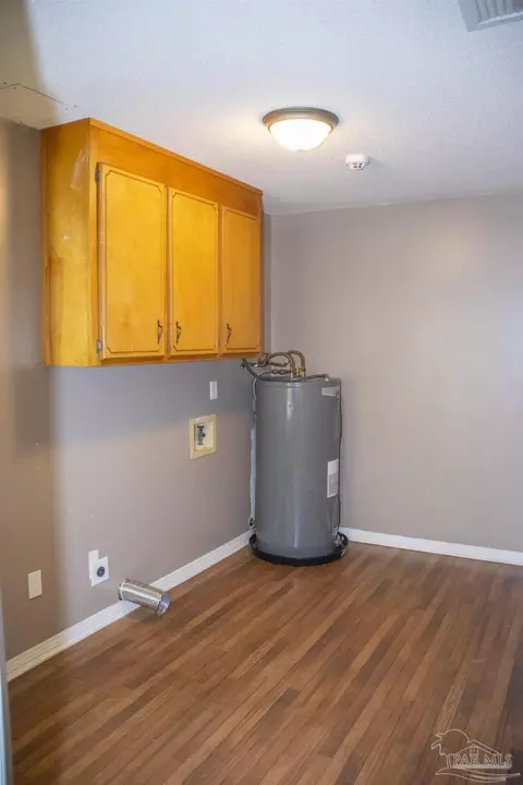 Other - 6514 Oakcrest Rd, Milton, FL 32570 photo 13 of 26