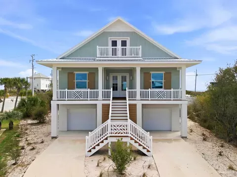 425 Gulfview Ln, Pensacola, FL 32507