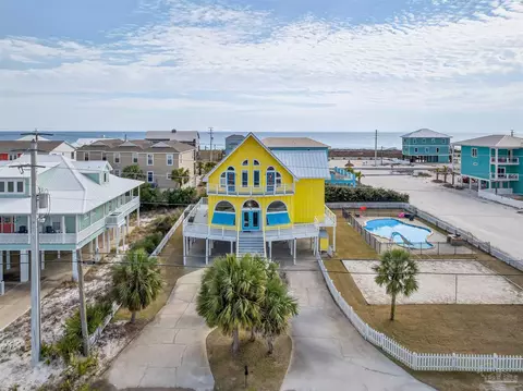 7591 White Sands Blvd, Navarre, FL 32566