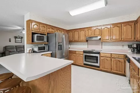 Kitchen - 2510 Thomas Mccall Ln, Mcdavid, FL 32568 photo 1 of 5