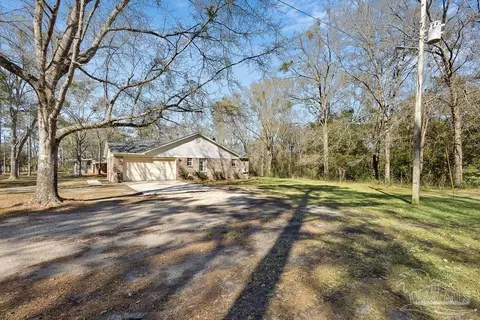 Exterior - 2510 Thomas Mccall Ln, Mcdavid, FL 32568 photo 10 of 13