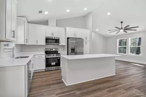 Kitchen - 1056 Barth Rd, Molino, FL 32577 photo 6 of 7