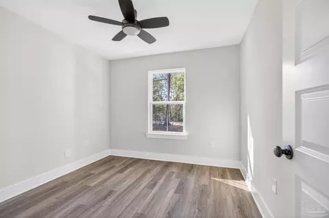 Bedroom - 1056 Barth Rd, Molino, FL 32577 photo 5 of 10